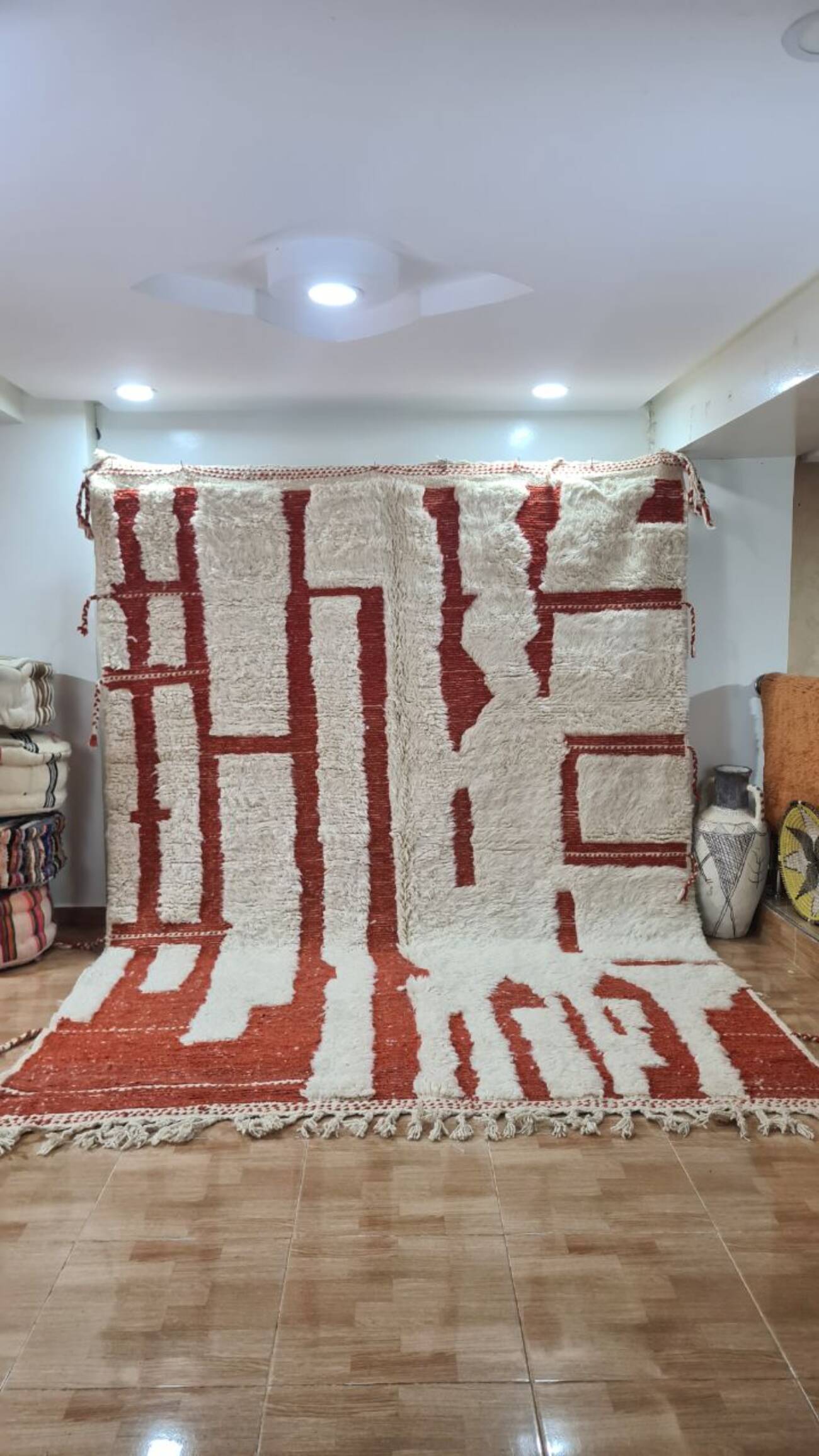 Beni Mrirt Rug 100% Natural Wool – Luxury and Berber Craftsmanship