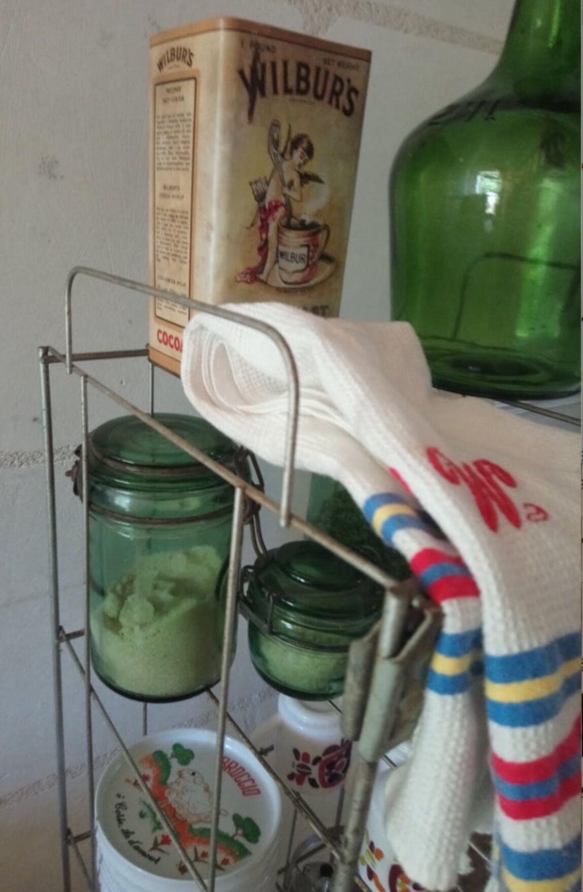 Display shelf of vintage trade