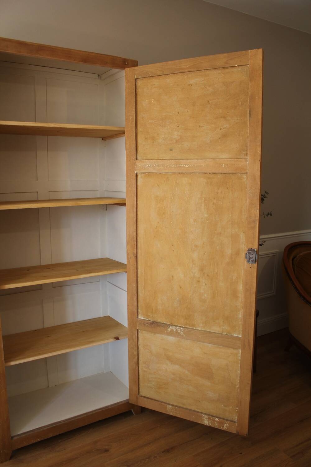 Bonnetière, Parisian wardrobe