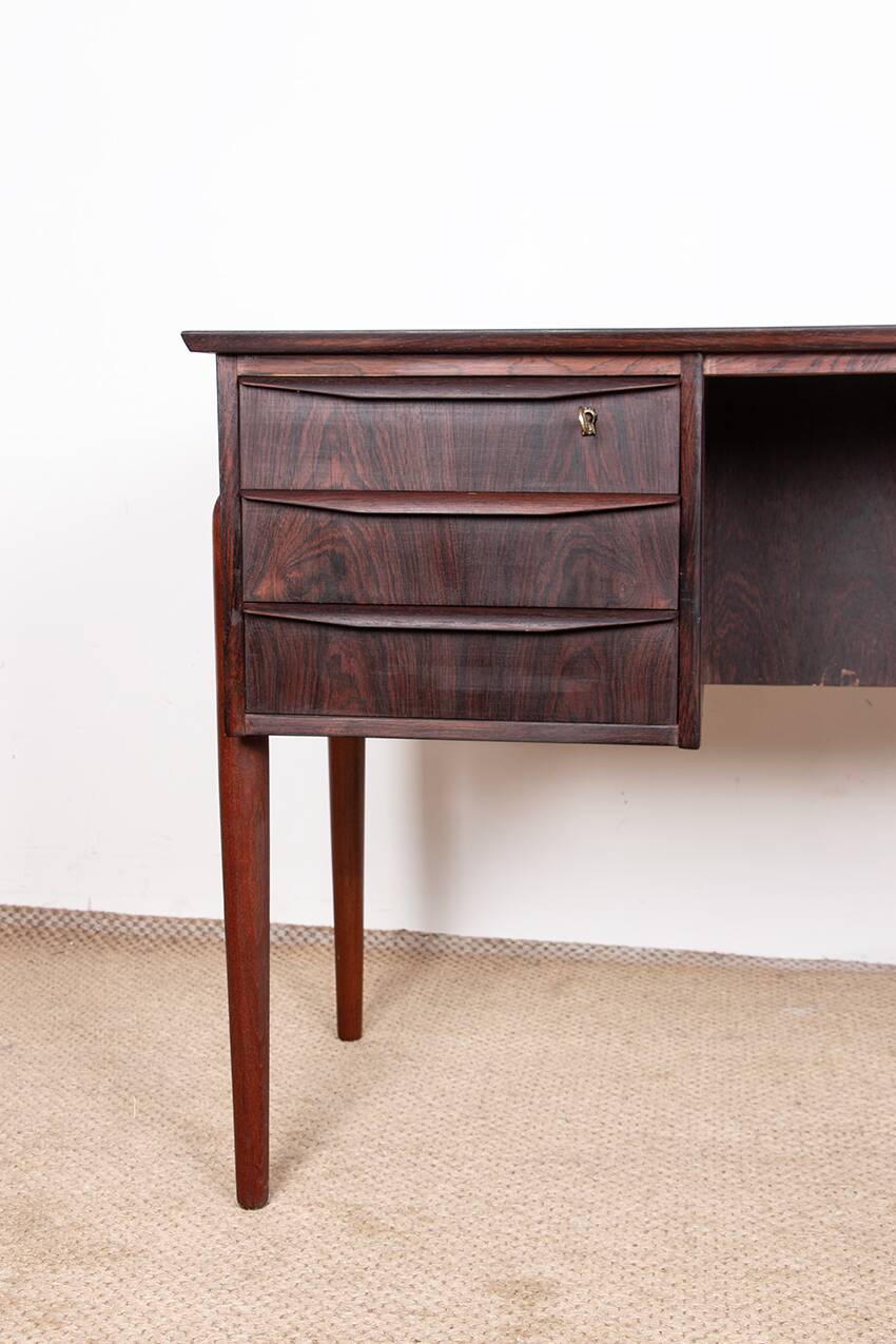 Bureau danois en palissandre et piètement en teck, Johannes Andersen 1960