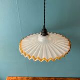 Suspension in thick bubbled murano glass