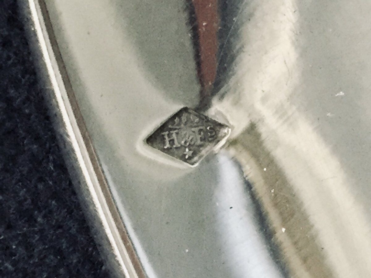 Louche en argent « hénin et fils »