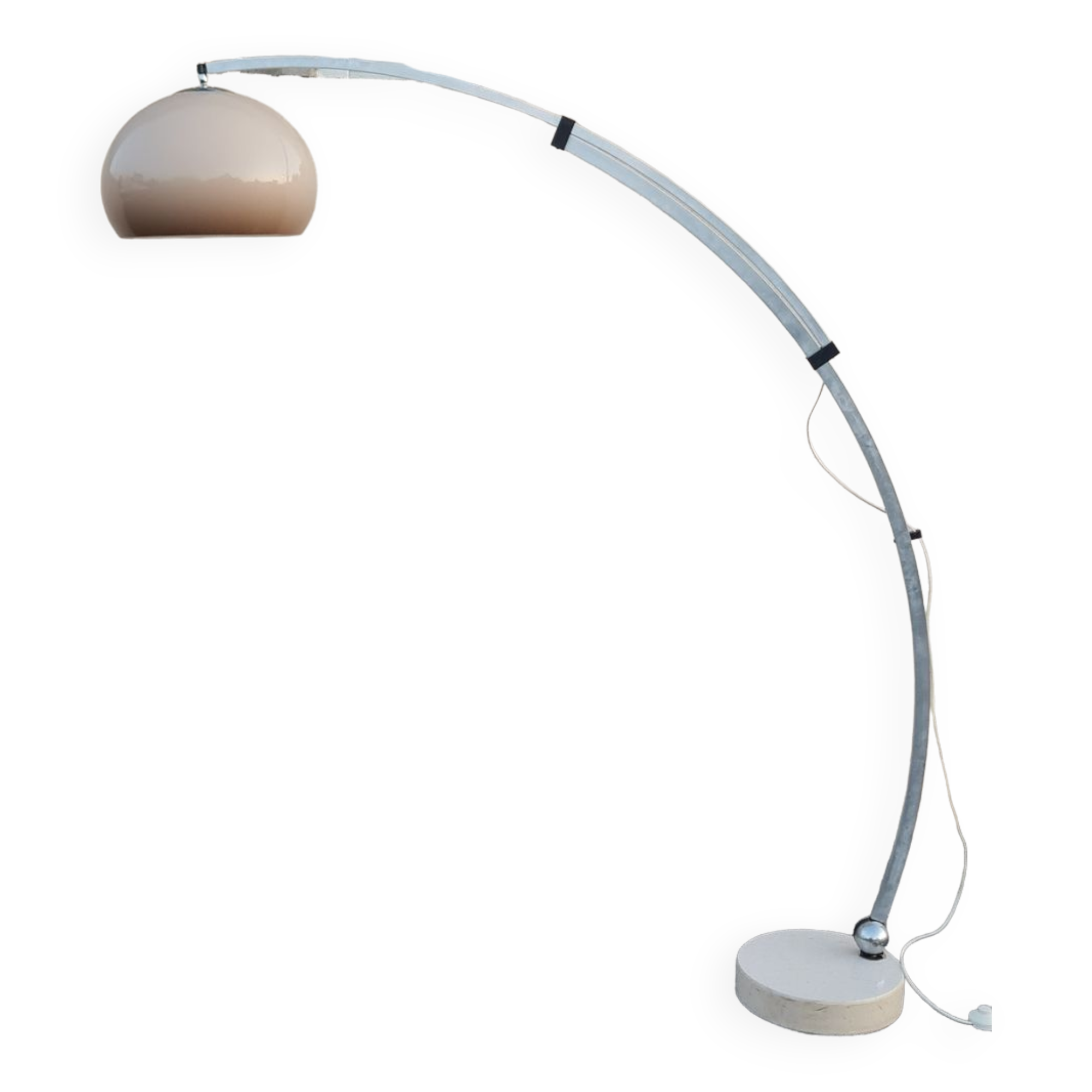 Arch floor lamp by Harvey guzzini 70s