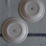 Johnson Brothers “Hearts & Flowers” - Large oval dish and 2 dinner plates ø 22 cm.