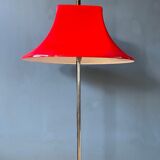 Red floor lamp Willem Hagoort