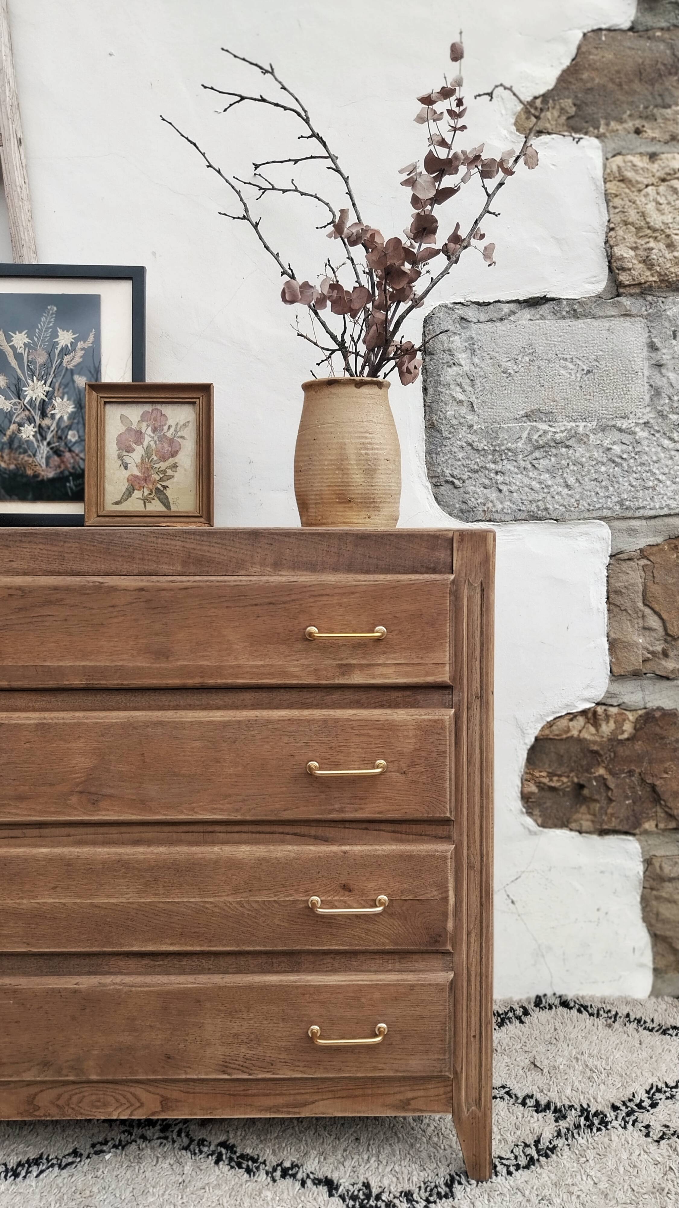 Vintage oak chest of drawers