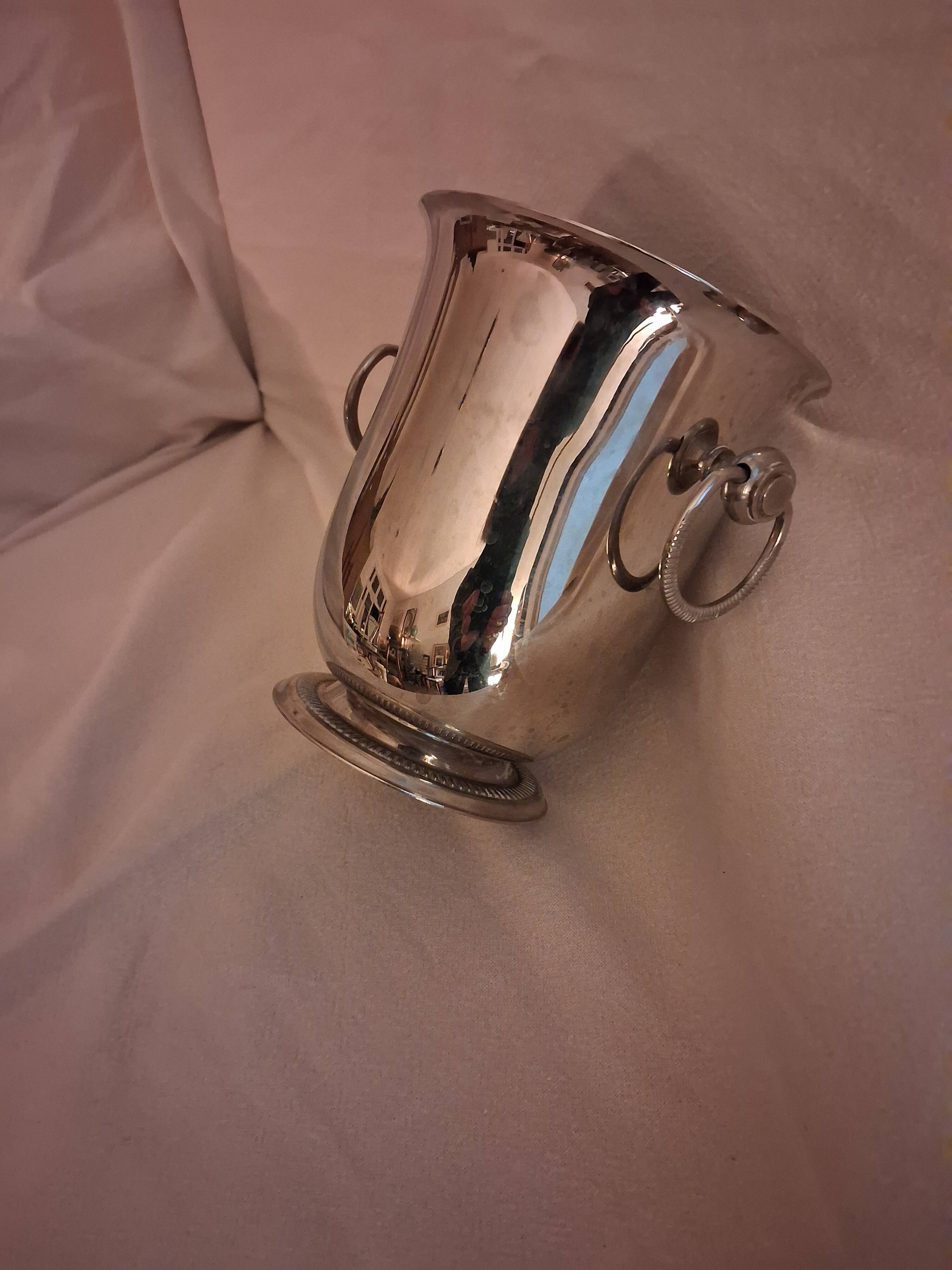 Small "refreshment" or ice bucket, in stainless steel, silversmith Jean Couzon.