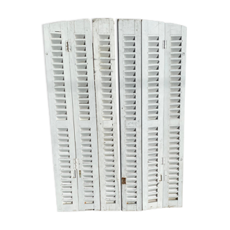 Pair of swing shutters