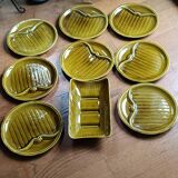 Gien glossy earthenware asparagus service, 1970