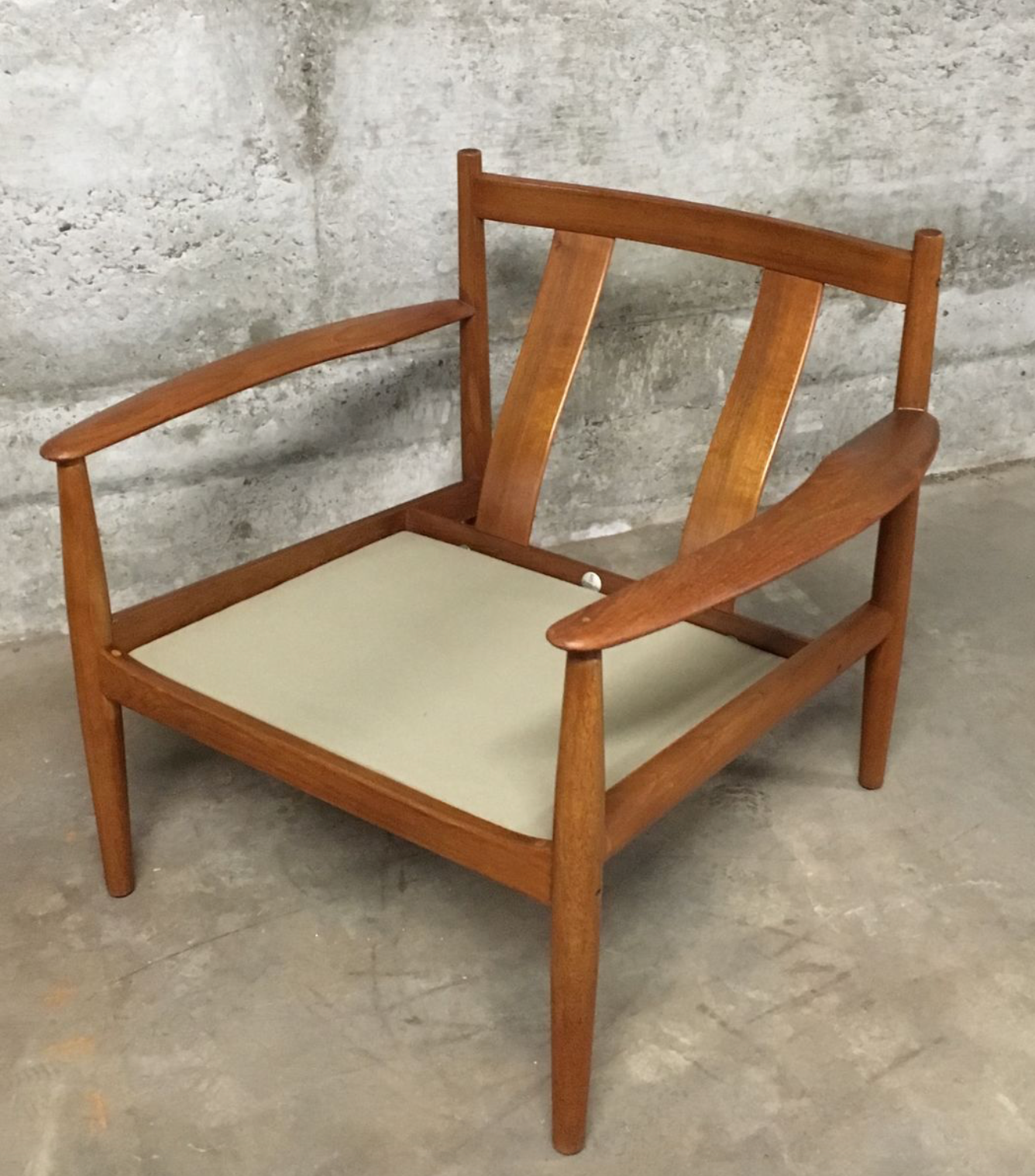 Danish mid-century 118 armchair by Grete Jalk for France & Son, 1950