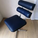 Set of 4 1970s hairdresser chairs in Space Age style.