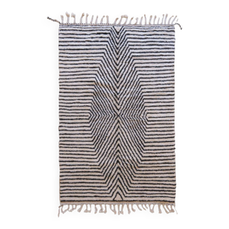 Tapis Marocain Blanc et Noir - 289 x 186 cm