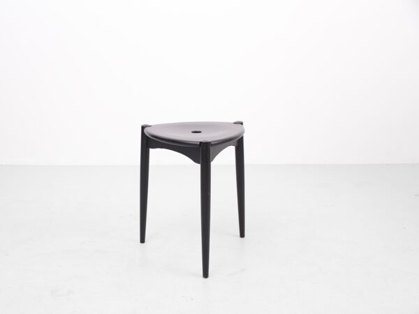 Tabouret suèdois tripode
