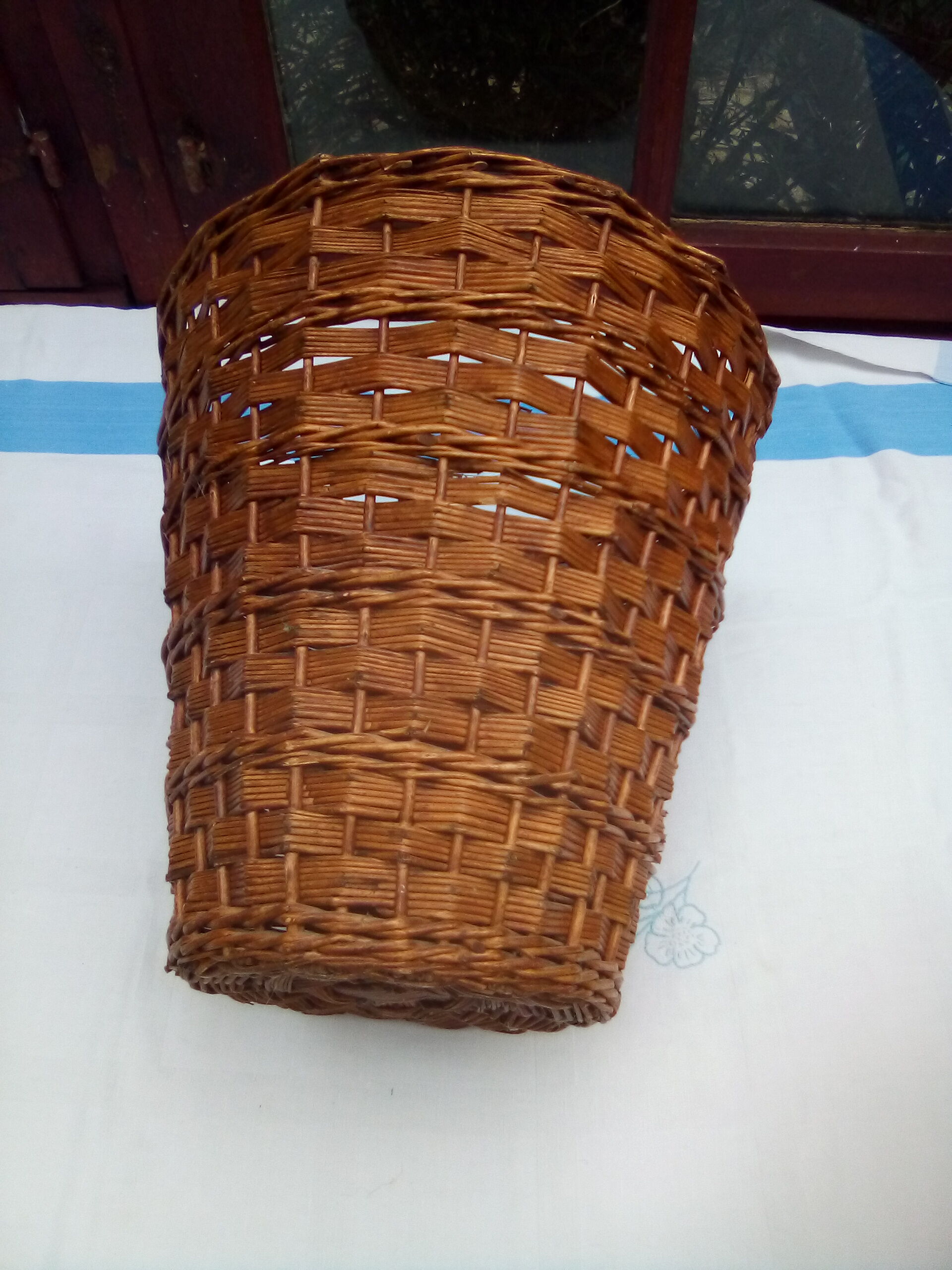 Wicker basket