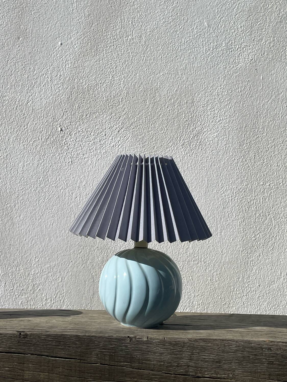 Ceramic pleated ball lamp in sky blue