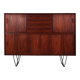 Buffet haut en teck, design danois, années 1970, production : Danemark