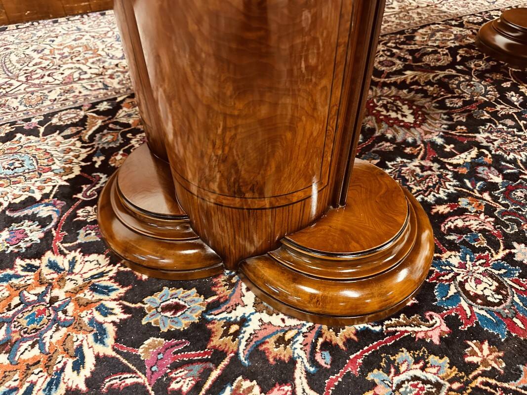Table à manger antique en bois de loupe italienne