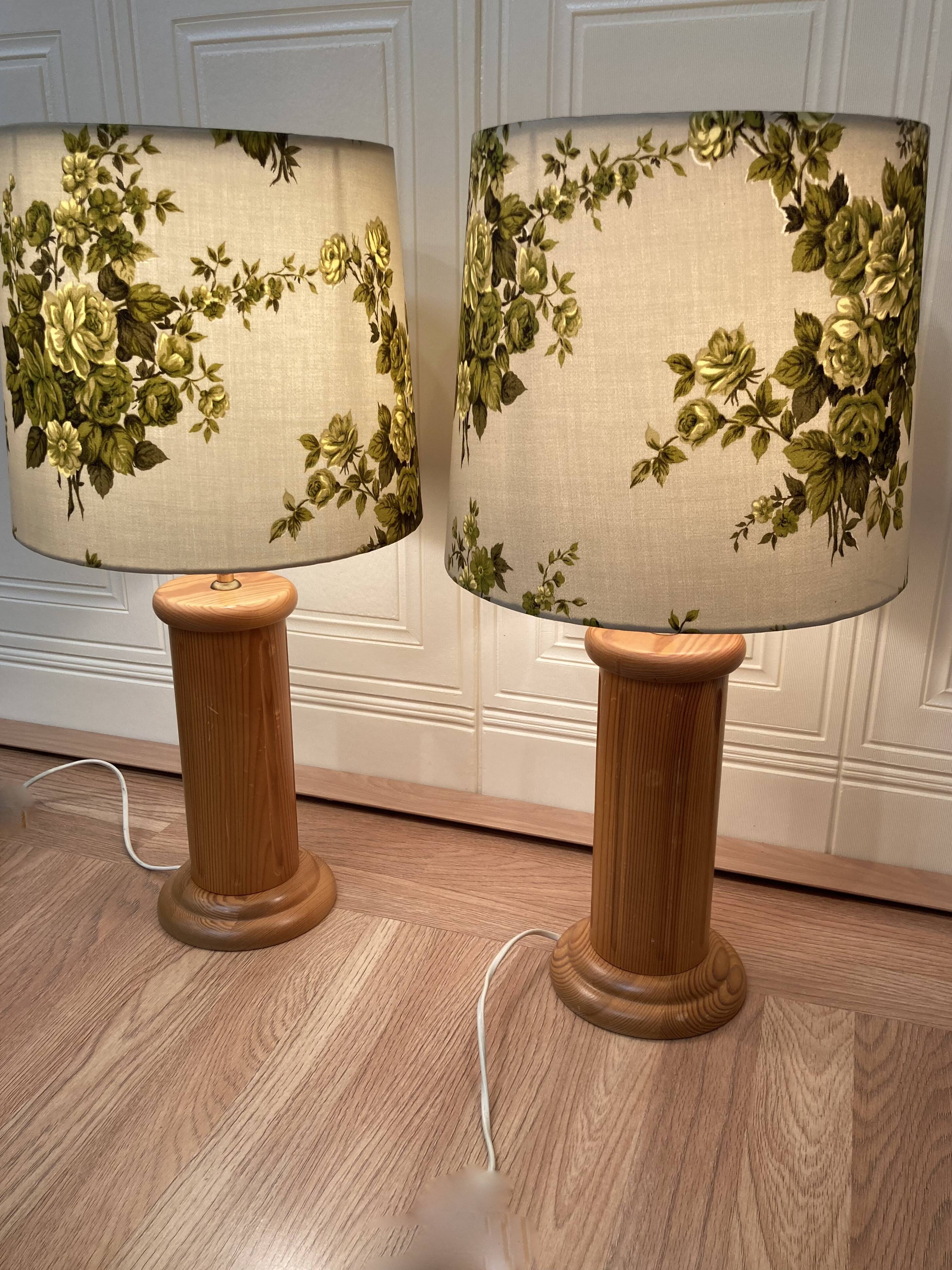 Pair of large pine lamps 1960 "scandinavian design".
