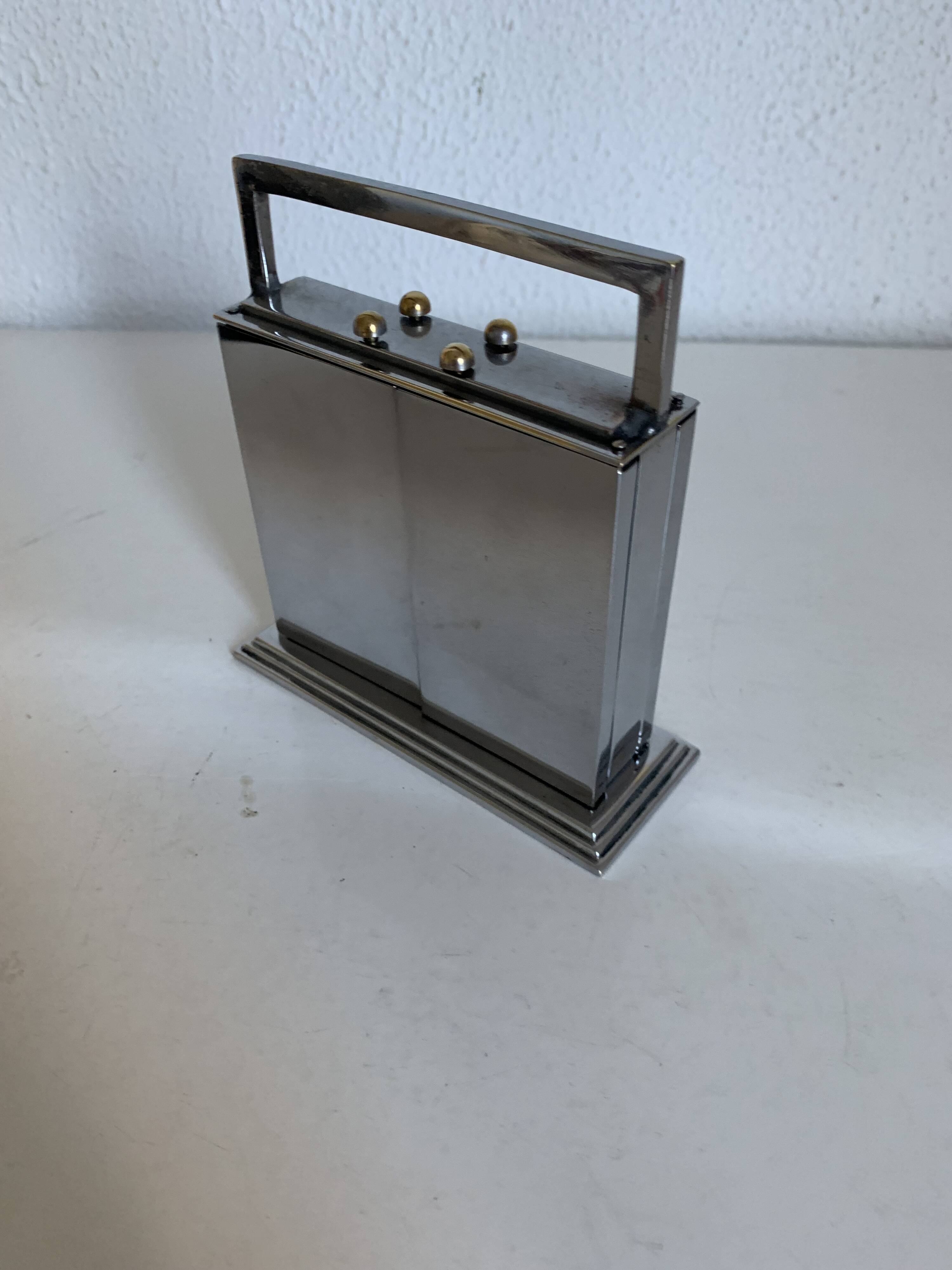 Distributeur cigarettes vintage 1930 laiton chromé  - 13 x 11 cm