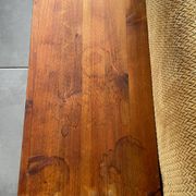 Table basse rectangulaire en bois