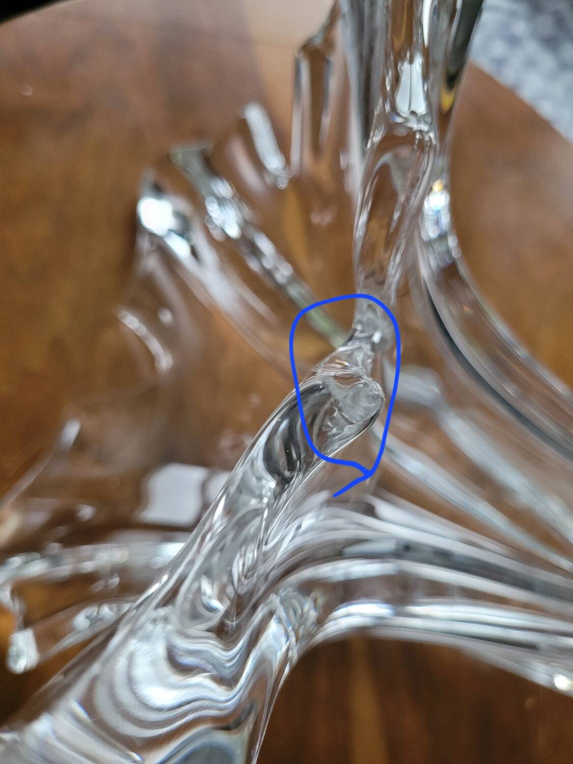 Vannes crystal vase