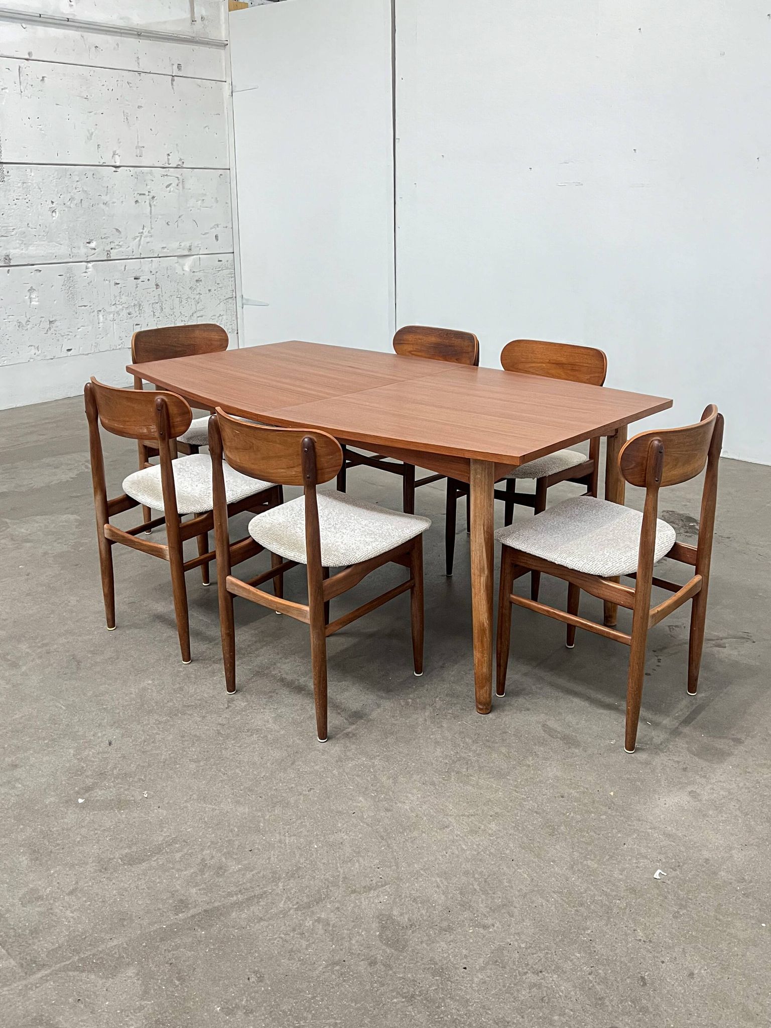 Set of 6 Scandinavian design chairs, ecru seats - price per piece