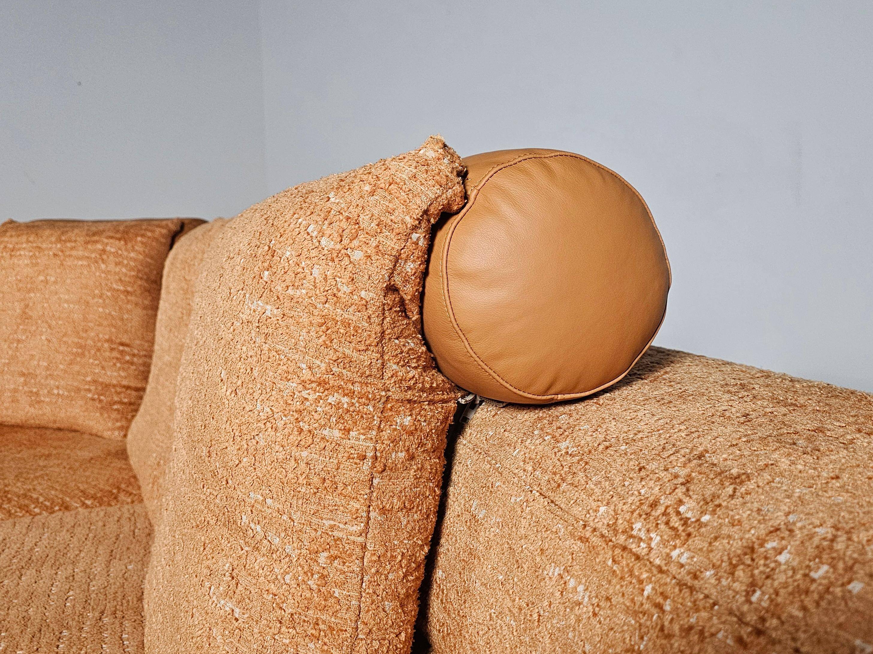 Sculptural canapé by Wiener Werkstätte, Austria, 1980s