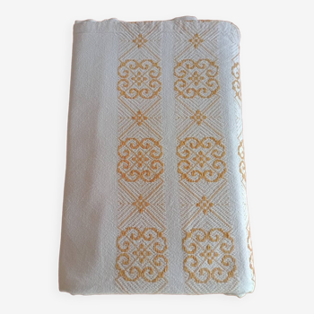 Nappe en coton brodée 130*280