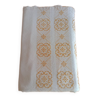 Nappe en coton brodée 130*280