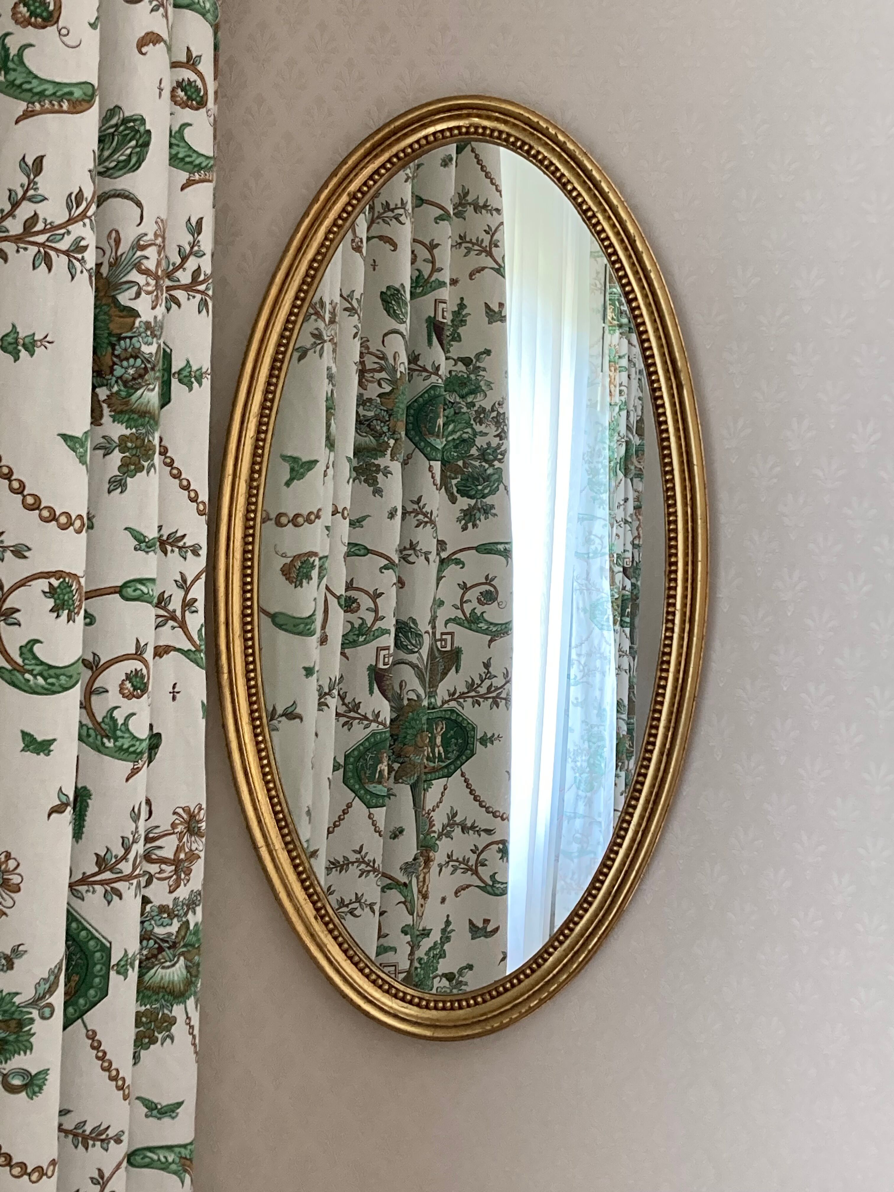 Oval mirror 36x67cm