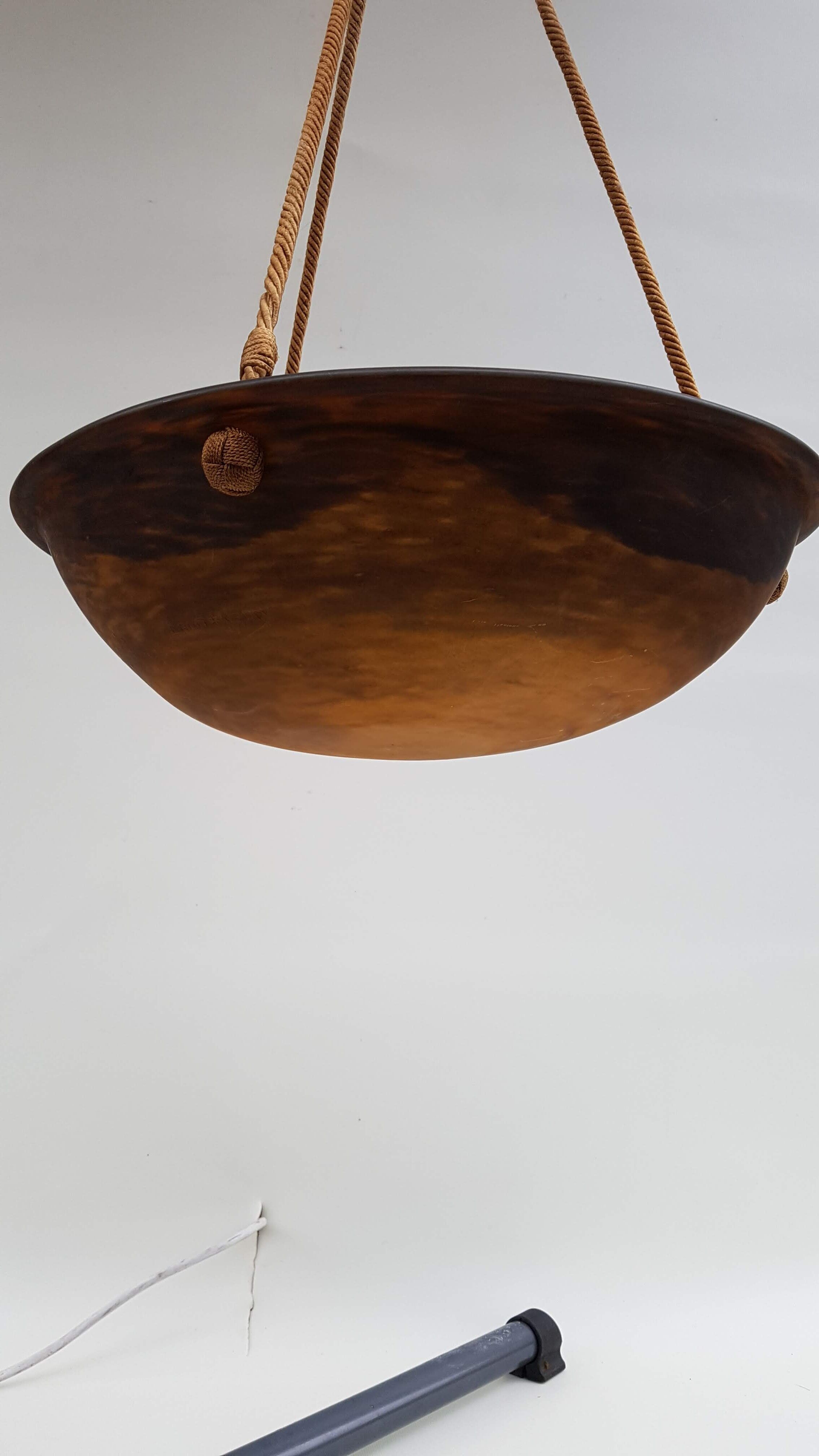 Daum Nancy suspension in marmorean glass, 1920s