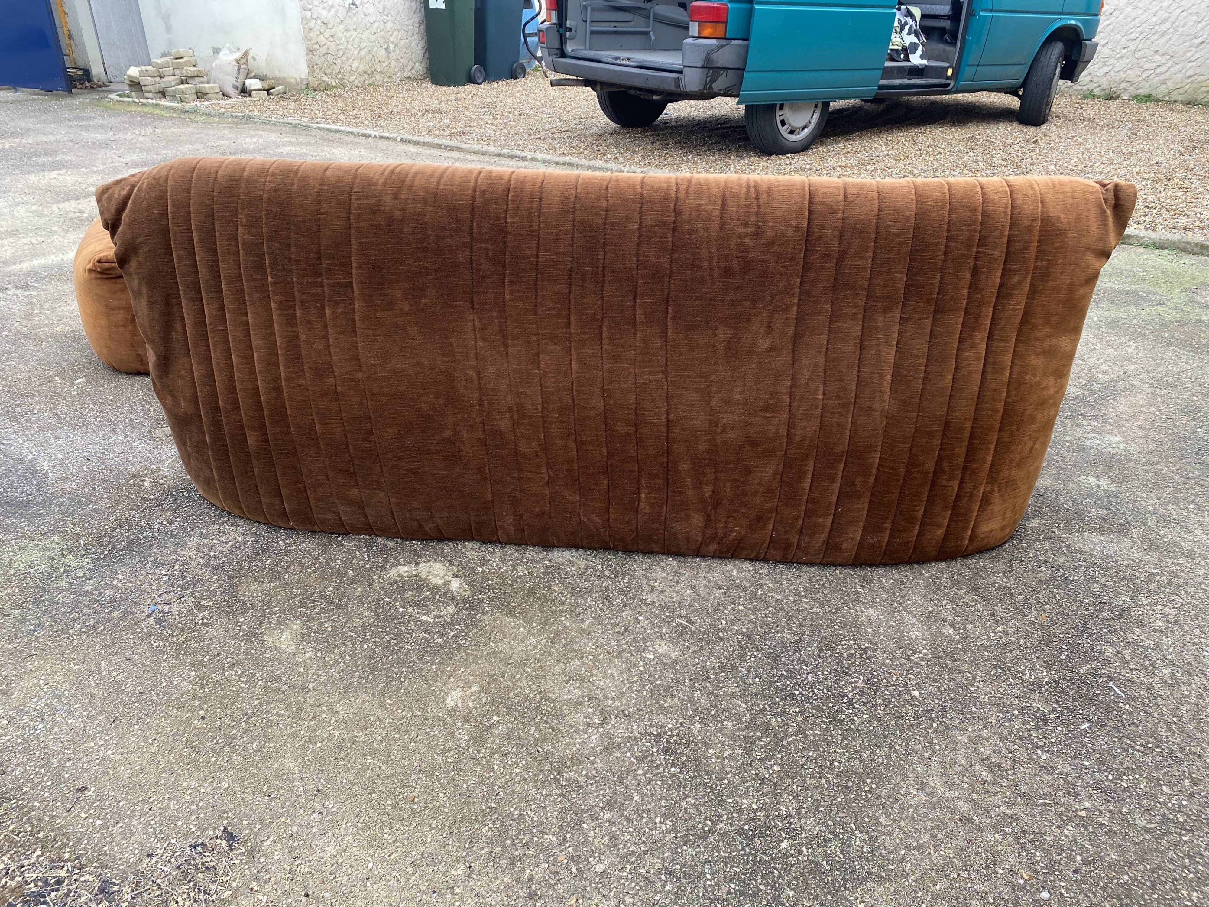 Sofa and pouf Aralia by Michel Ducaroy, Ligne Roset edition
