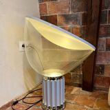 Lampe « Taccia », Castiglioni, édition Flos