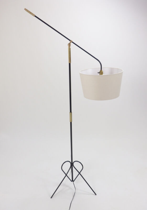 Pendulum lamp