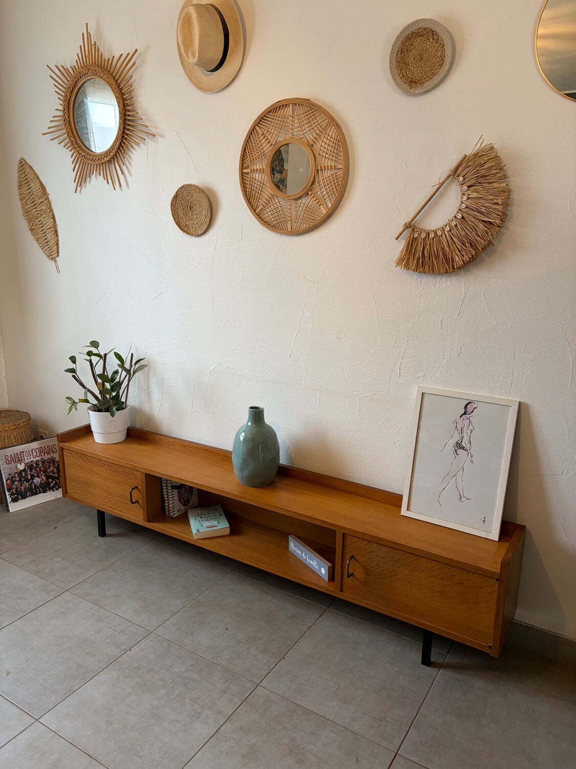 Vintage low oak sideboard (shallow)
