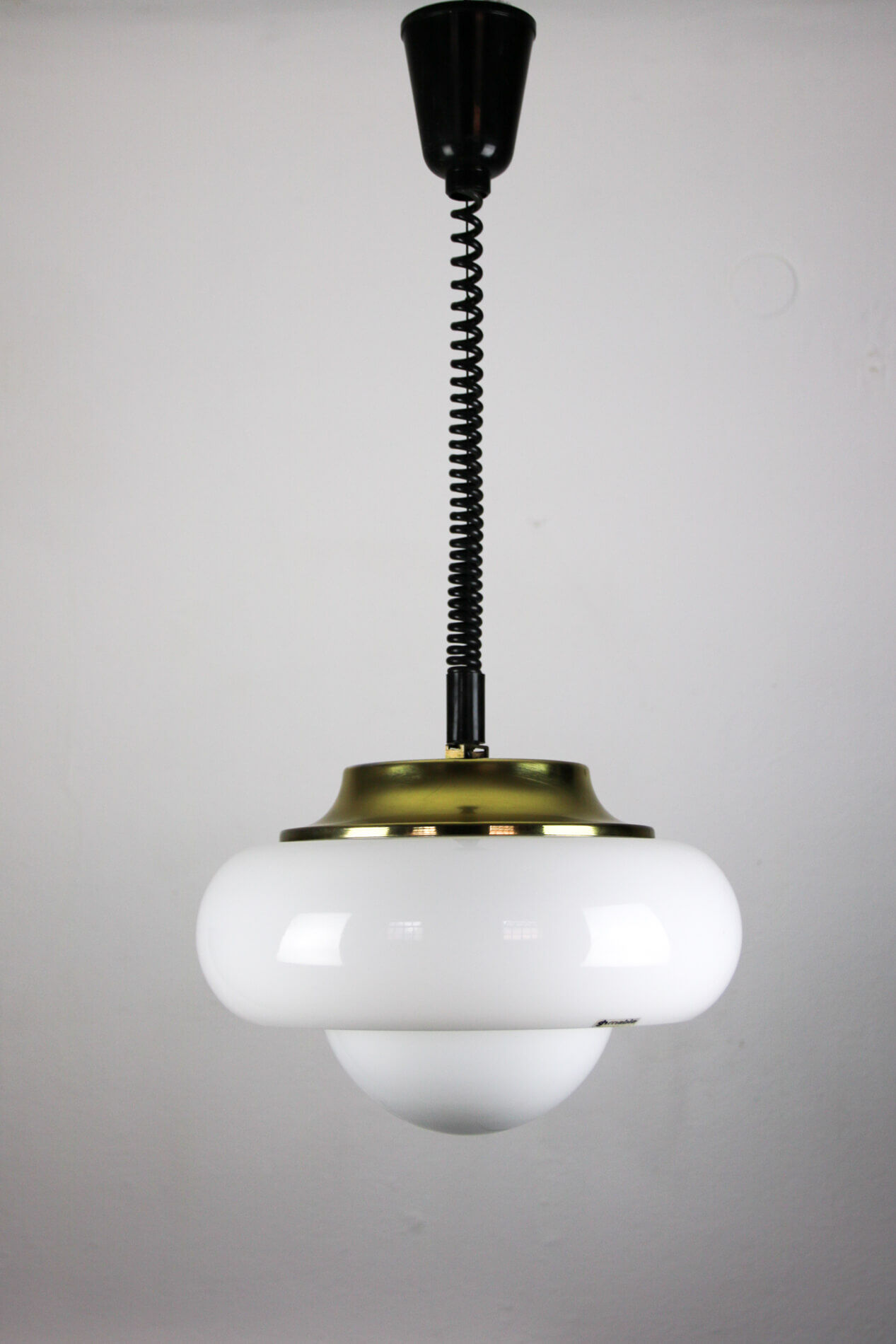 White and gold Space Age pendant lamp by Harvey Guzzini for Meblo, 1970s