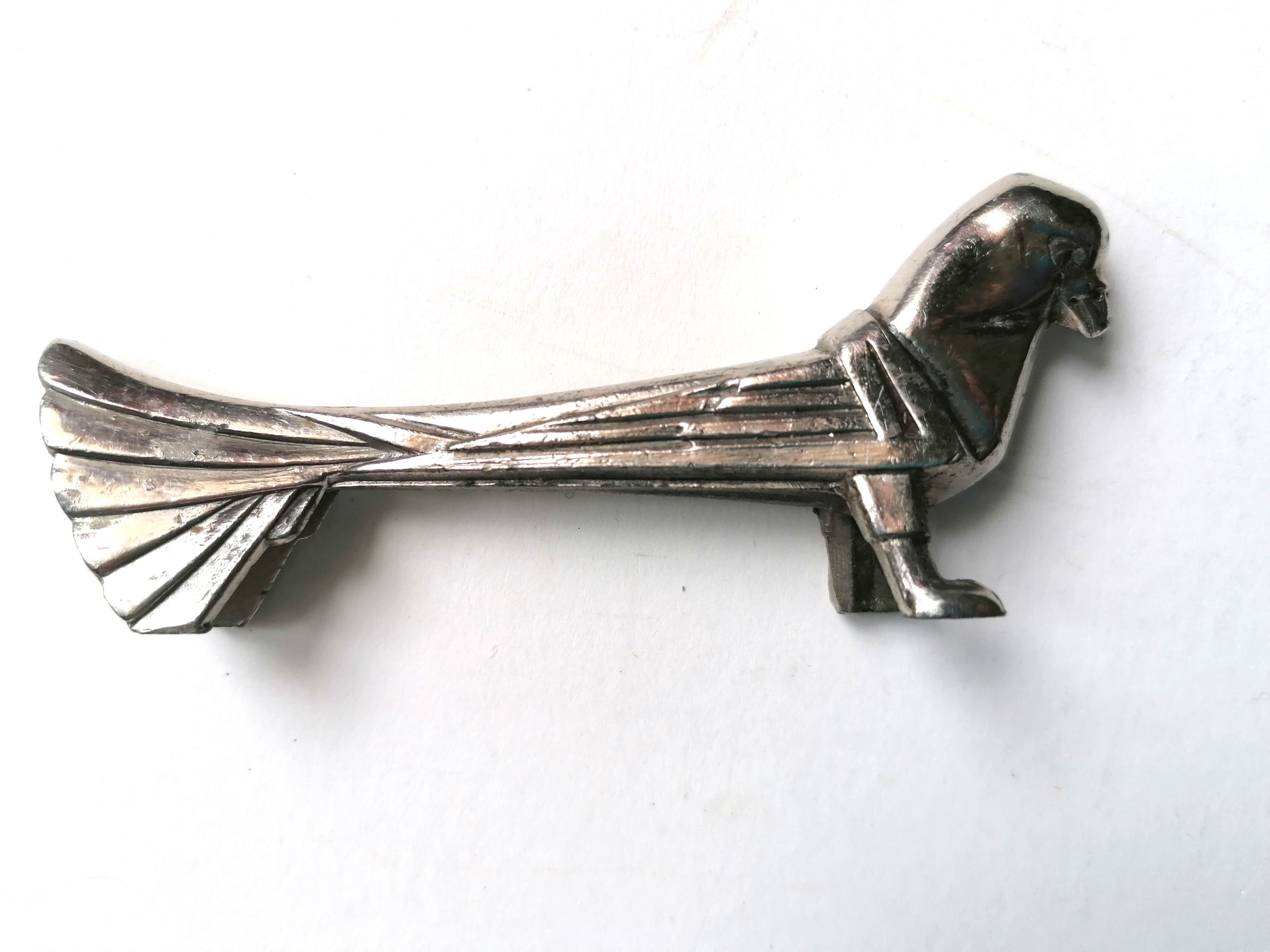 Set of 9 art deco animal knife holders
