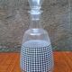 Carafe en verre à décor Vichy