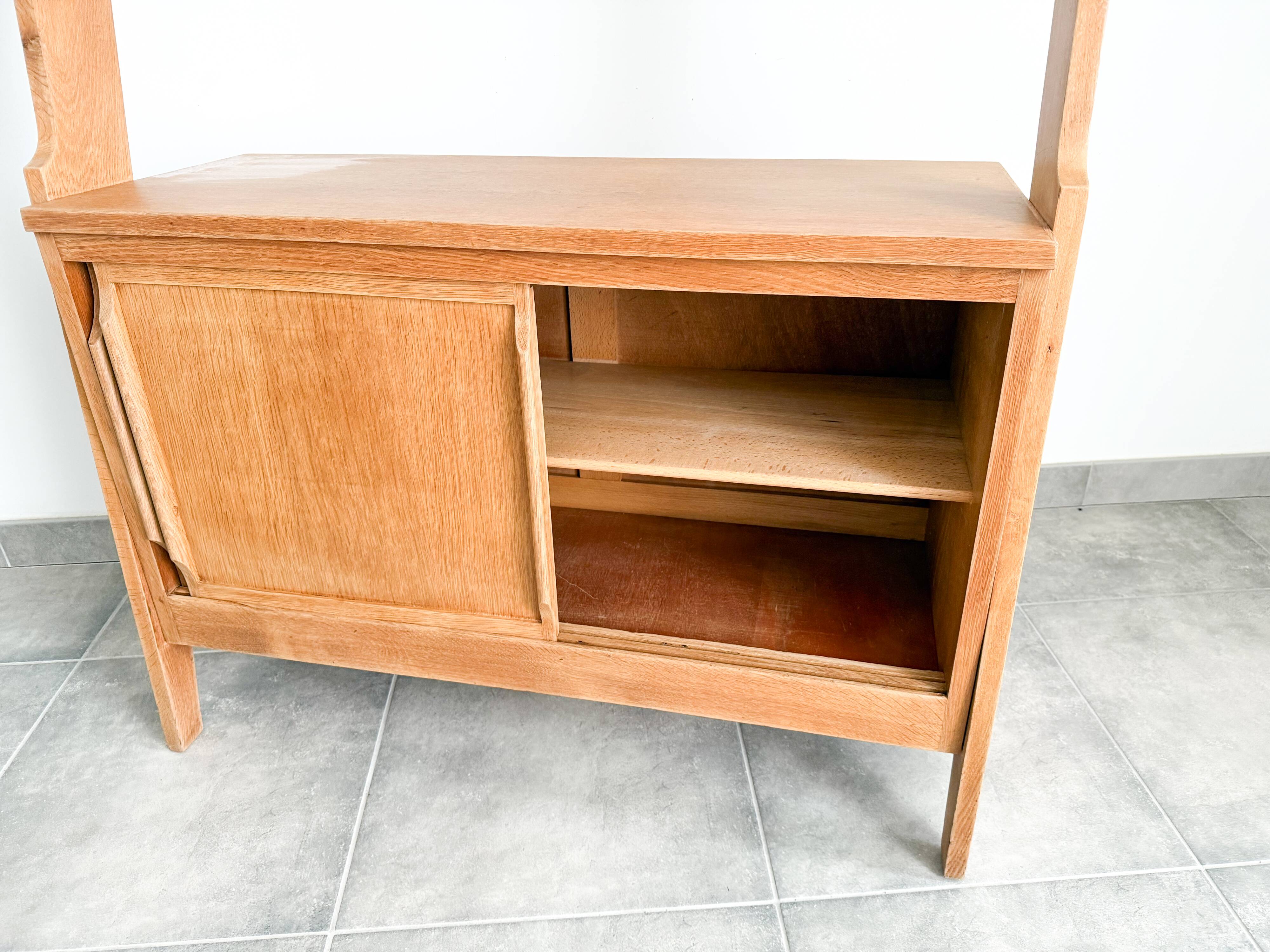 Bibliothèque de style scandinave, pieds compas, 1950/60'