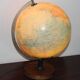 Globe terrestre vintage 1970