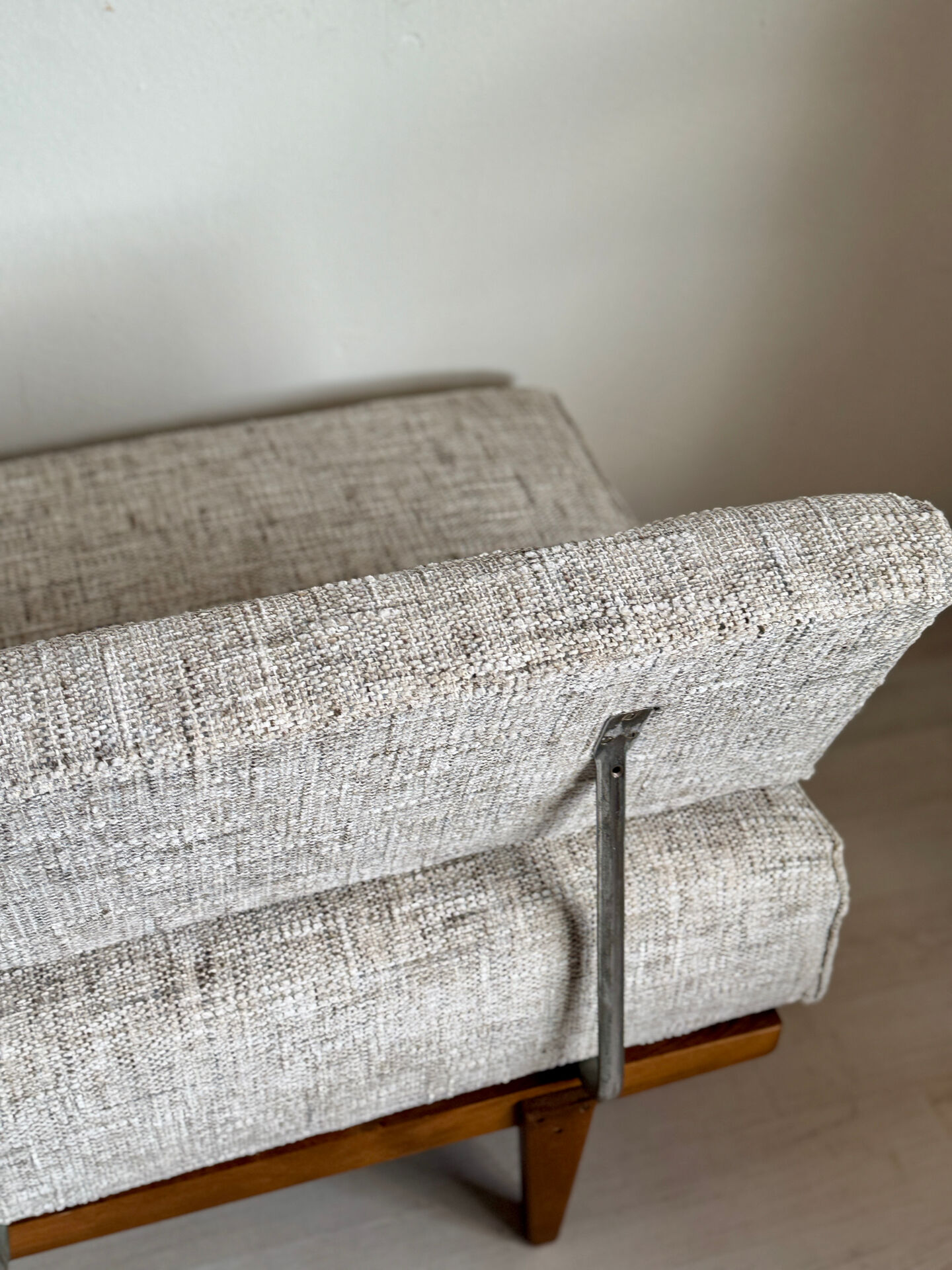 Vintage sofa daybed ‘Stella’ Wilhem Knoll