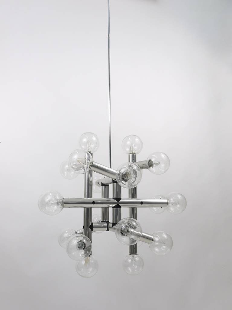Identical atomic suspensions by J.T. Kalmar, Austria, 1969