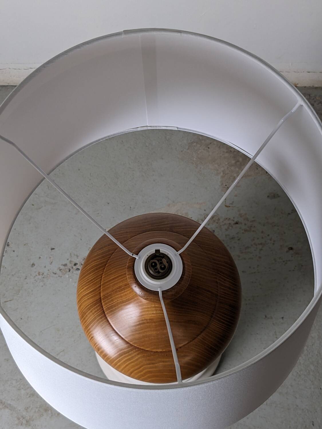 Solid elm lamp - 1970s