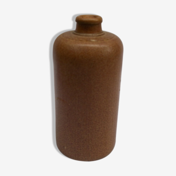 Light brown sandstone bottle