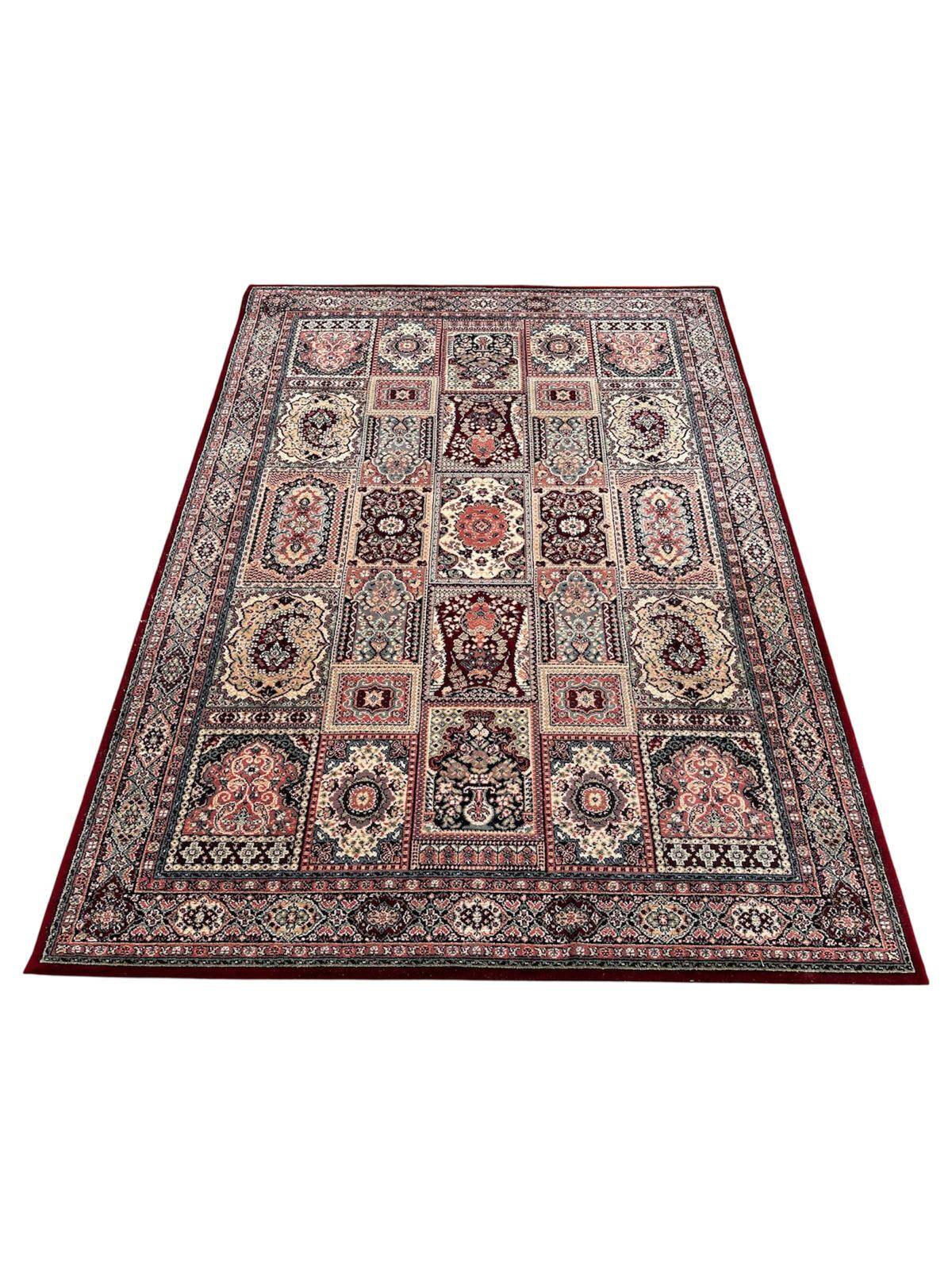 Oriental style rug 230cm x 170cm