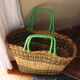 Panier vannerie vintage tressage vert anses scoubidou