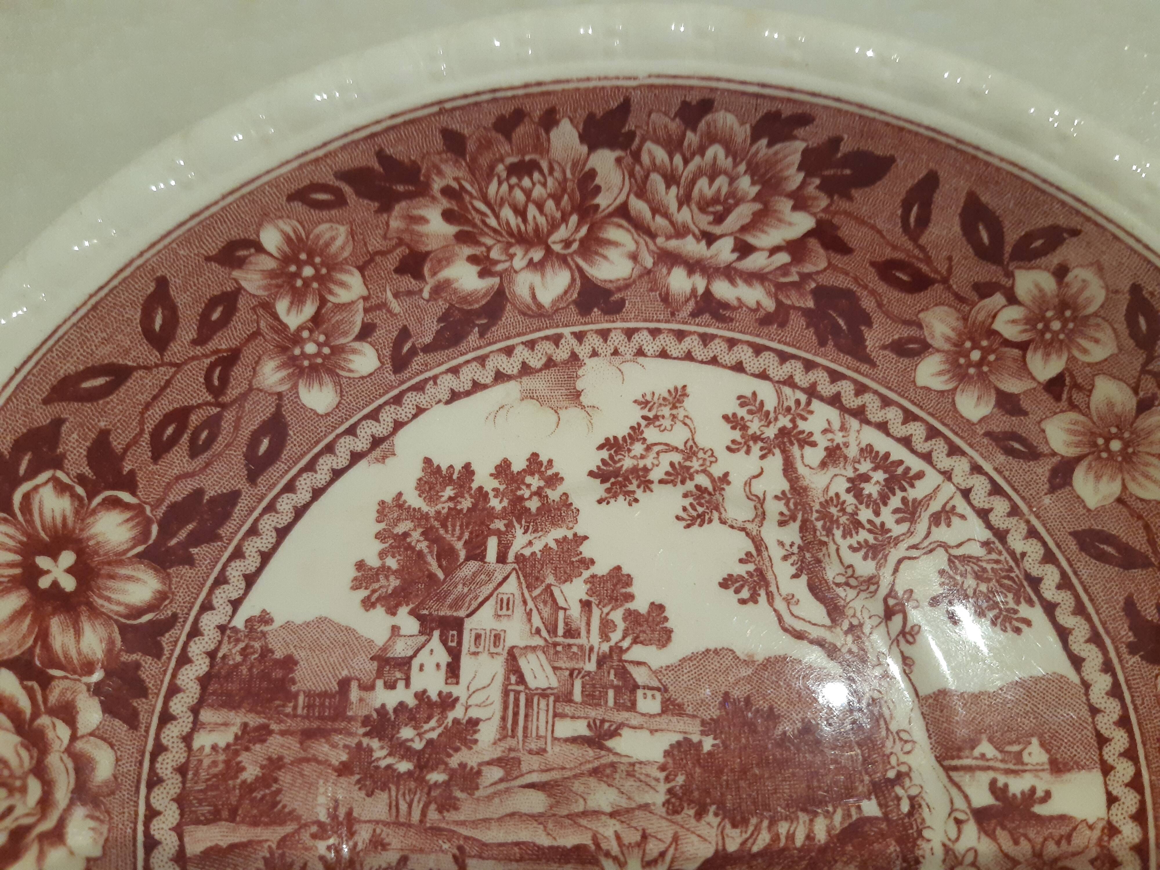 Old earthenware dessert plate, red country-style decoration by Villeroy and Boch.