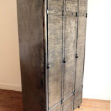 Industrial metal cloakroom 3 doors rounded corners