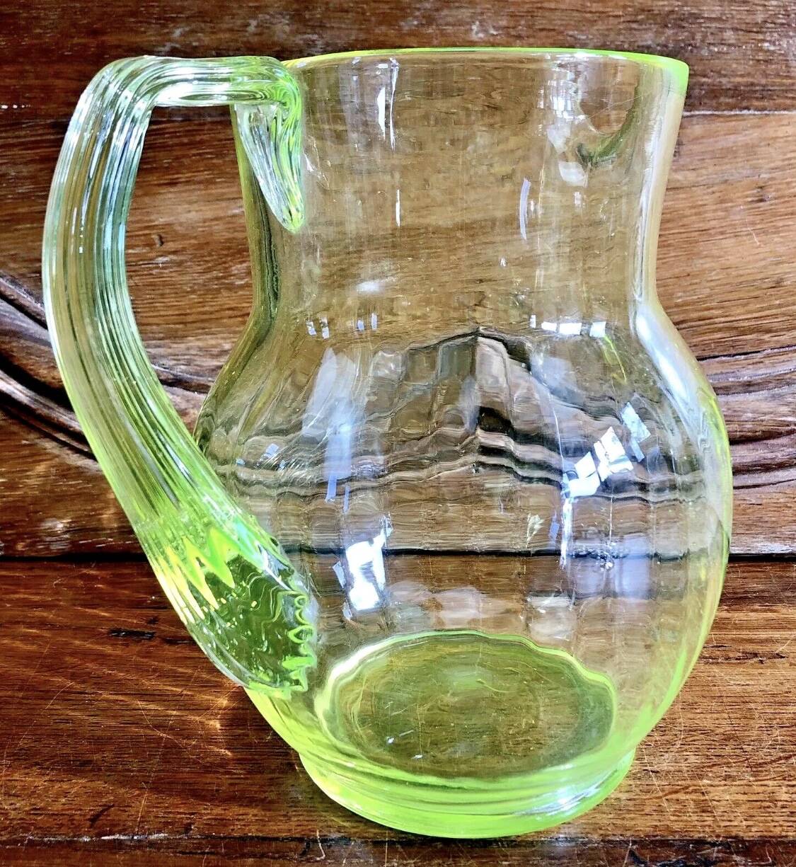 Old large pitcher carafe pot water jug in uraline