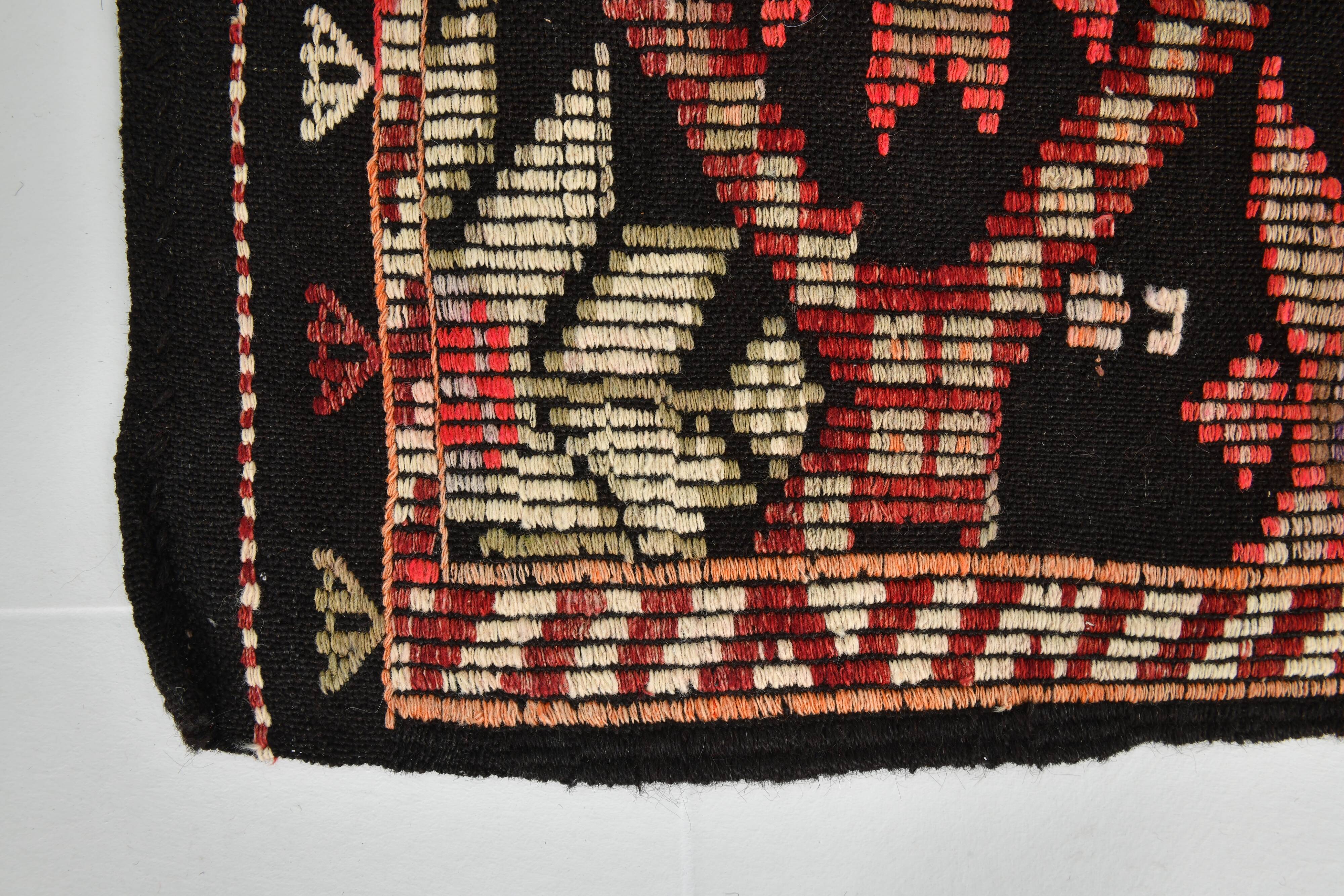 4x8 Red & Black Star Pattern Vintage Kilim Rug, 136x234Cm